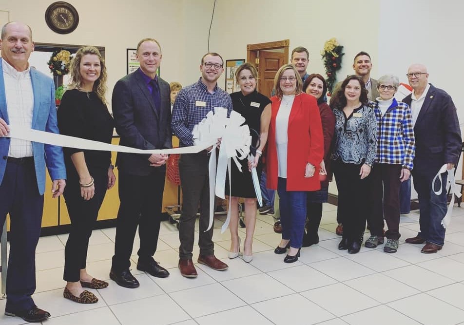 Jefferson County Chamber of Commerce group at a ribbon cutting for a local business
